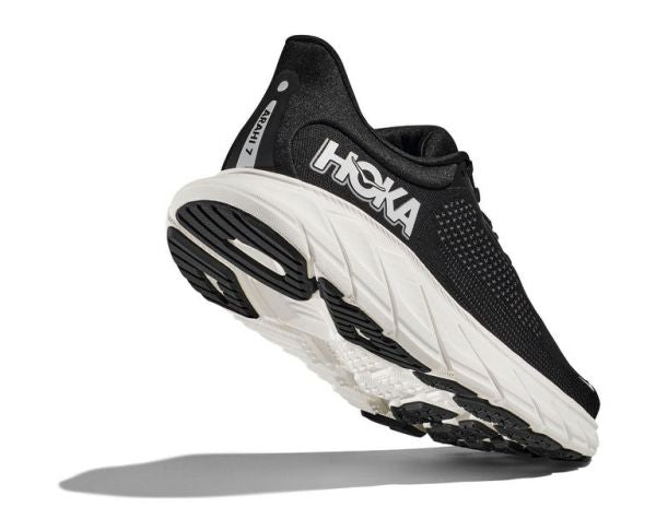 Hoka ARAHI 7 1147851 BWHT
